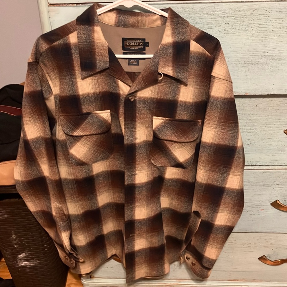 New. (No tags). Never worn. Pendleton Board shirt